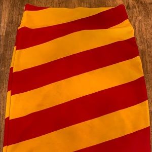 LuLaRoe “Griffindor” Cassie Skirt